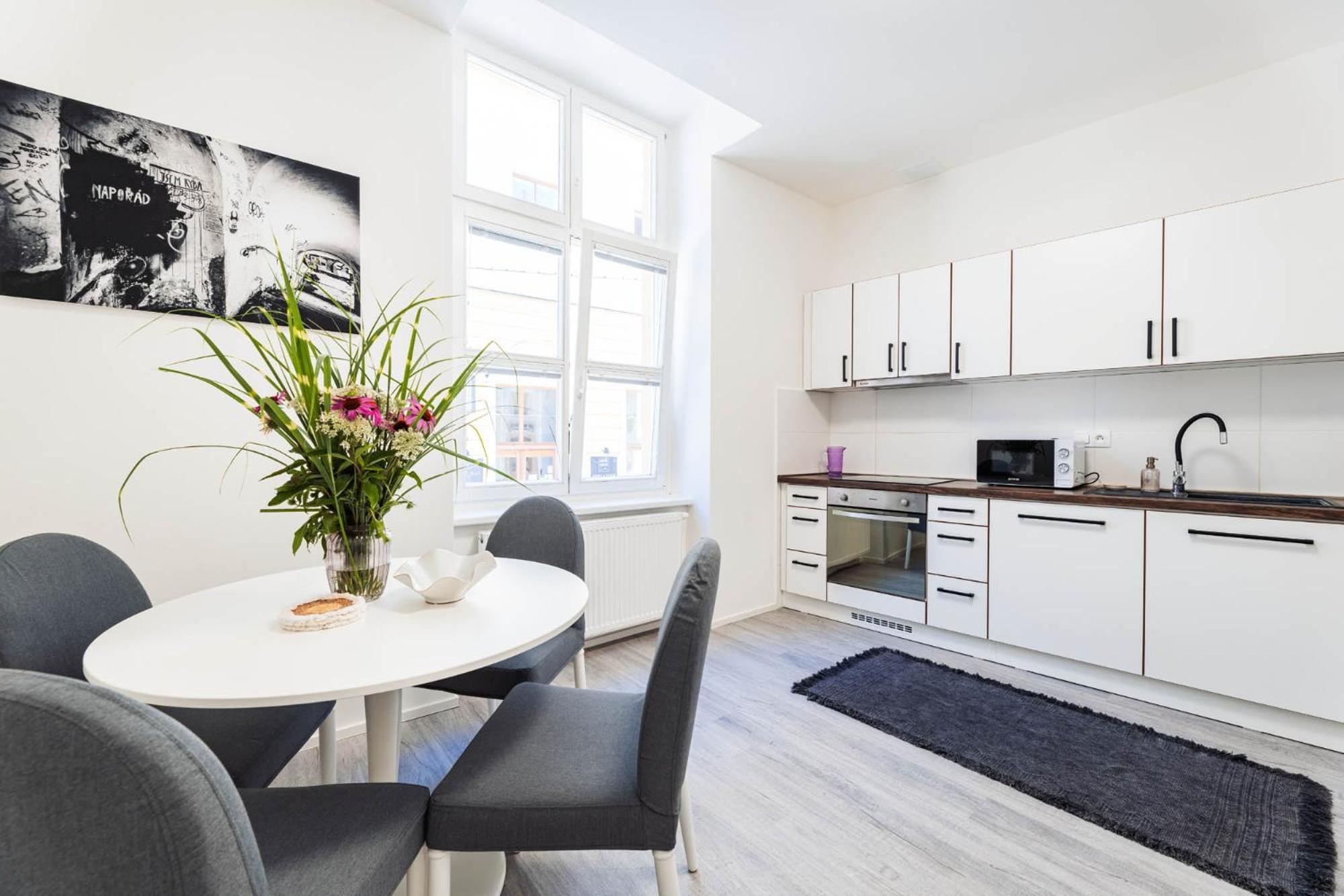 Silvie Apartments - Wurmova Оломоуц Екстериор снимка